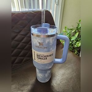 Stanley tumbler sky blue